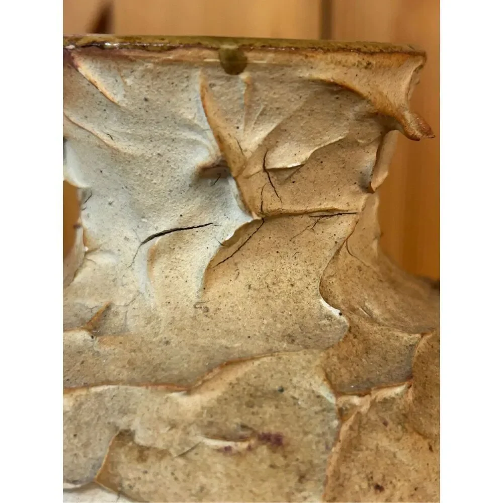 Vintage textured vase fade in/out contrast color (8238)￼